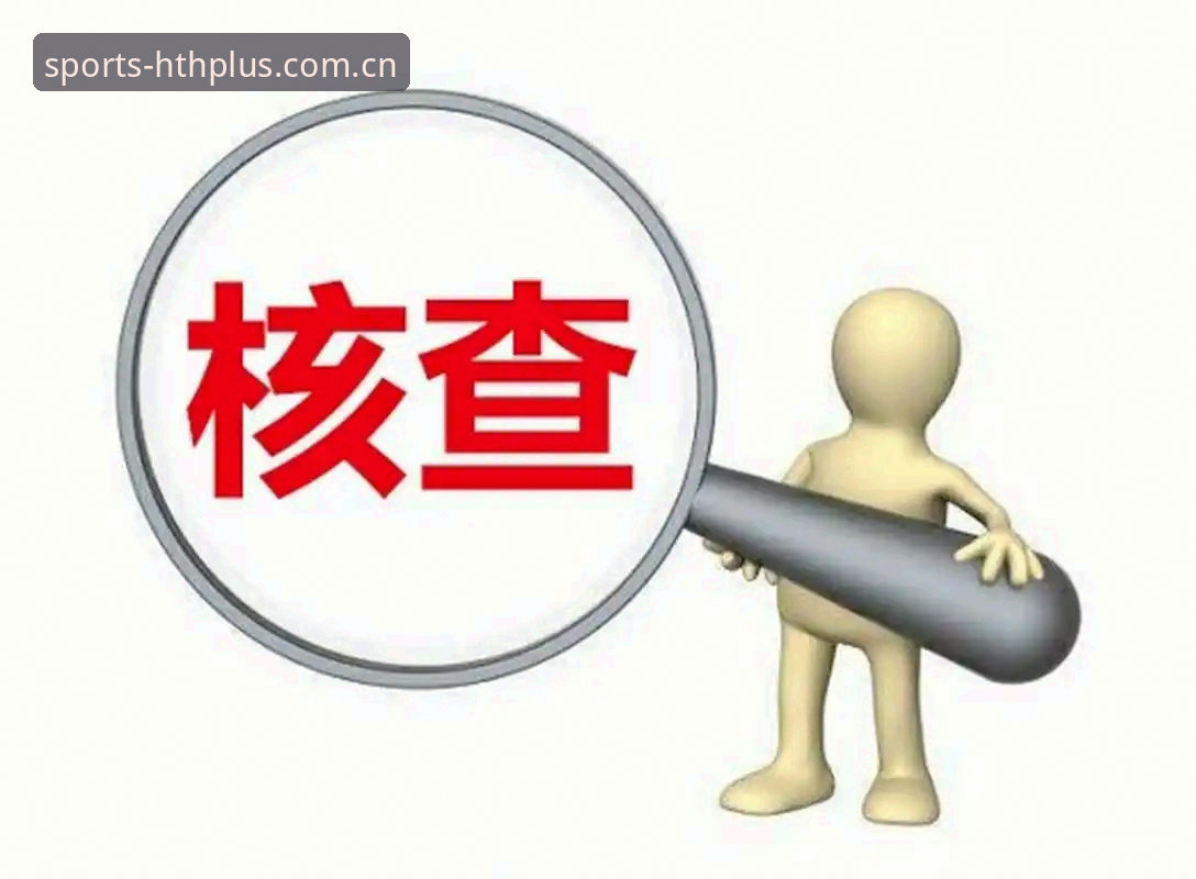 记者互撕的流量炼金术与事实核查：罗马诺vs爱德华兹的两种职业路径对比